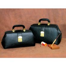 Intern/Student Boston Bag 16" Black Leather